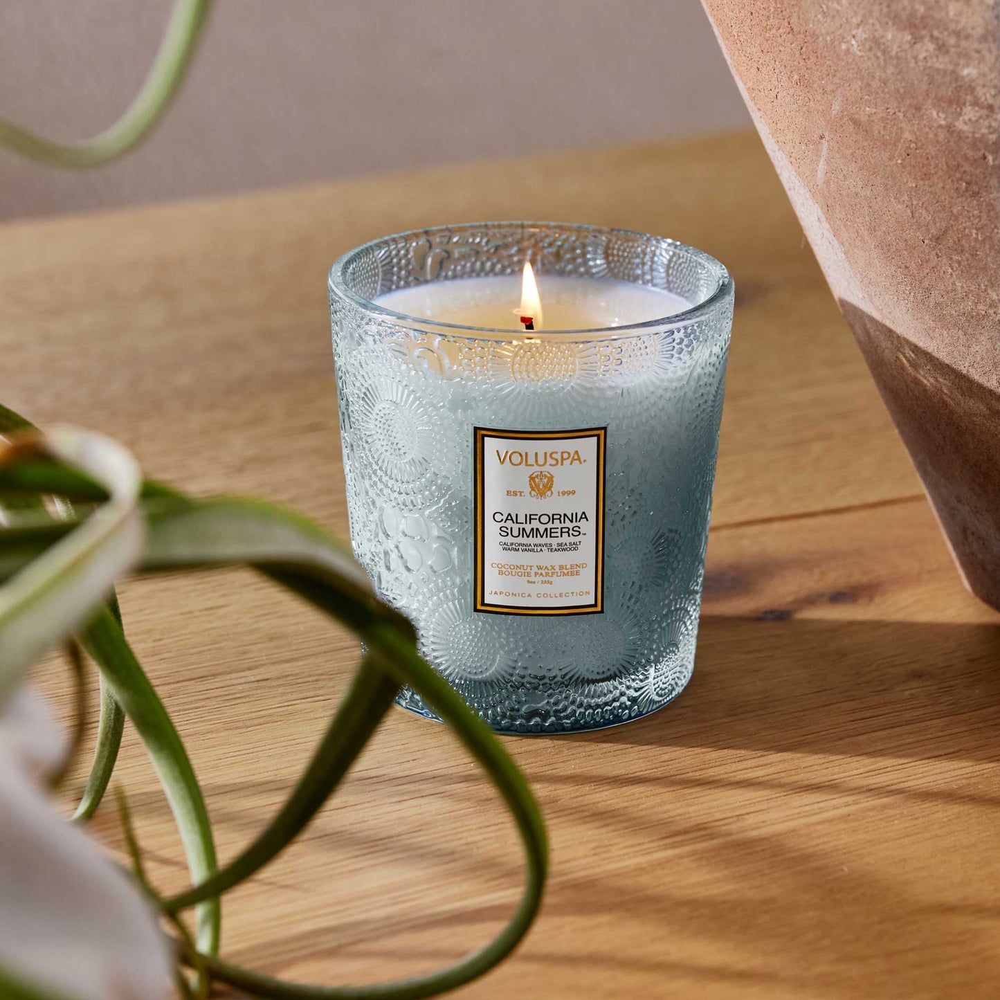 VOLUSPA Classic Boxed Candle, California Summers