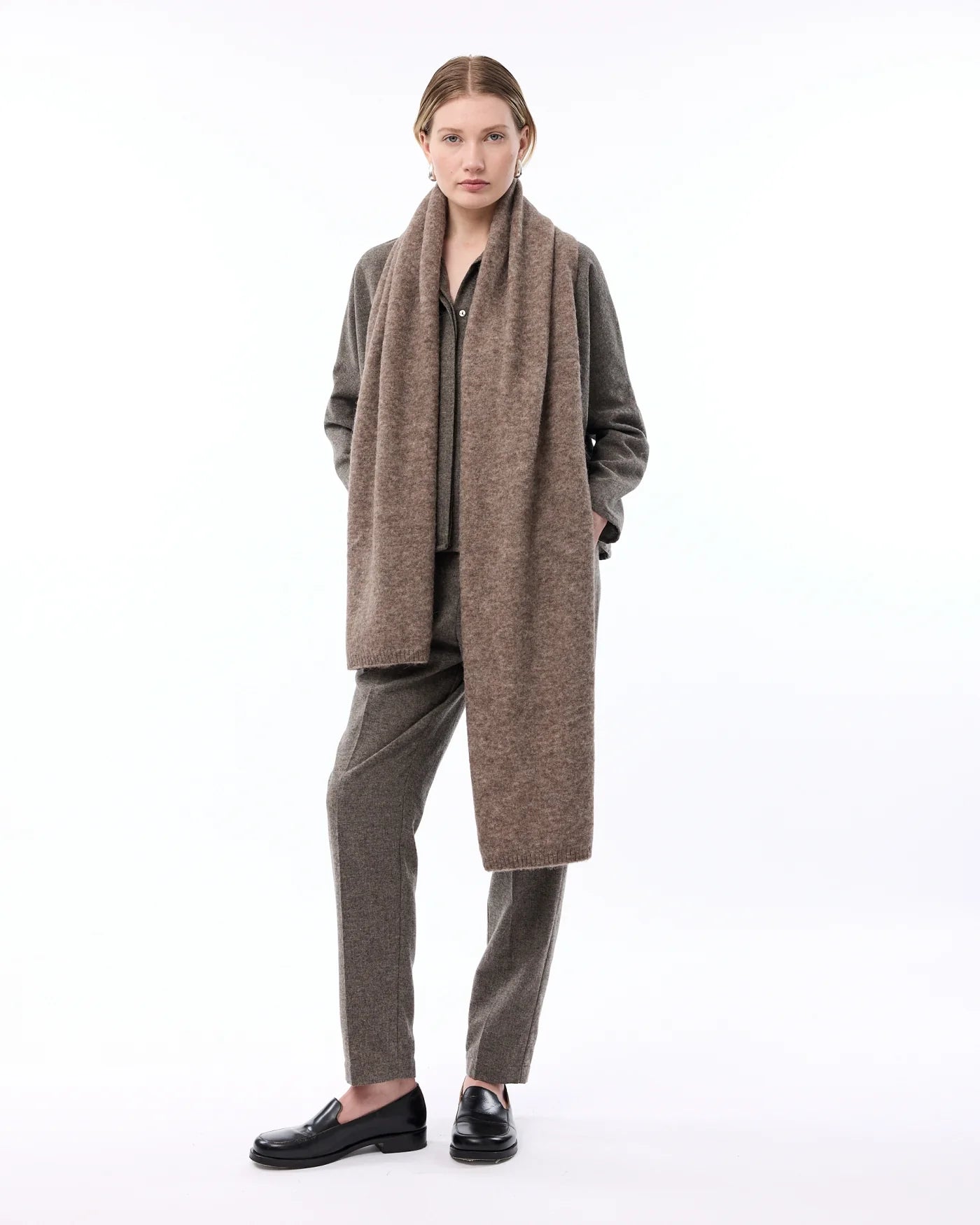 KNIT-TED Evi Skjerf, Walnut