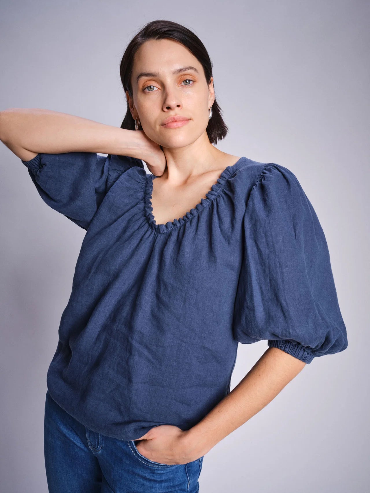 Mos Mosh Taissa Linbluse, Spellbound