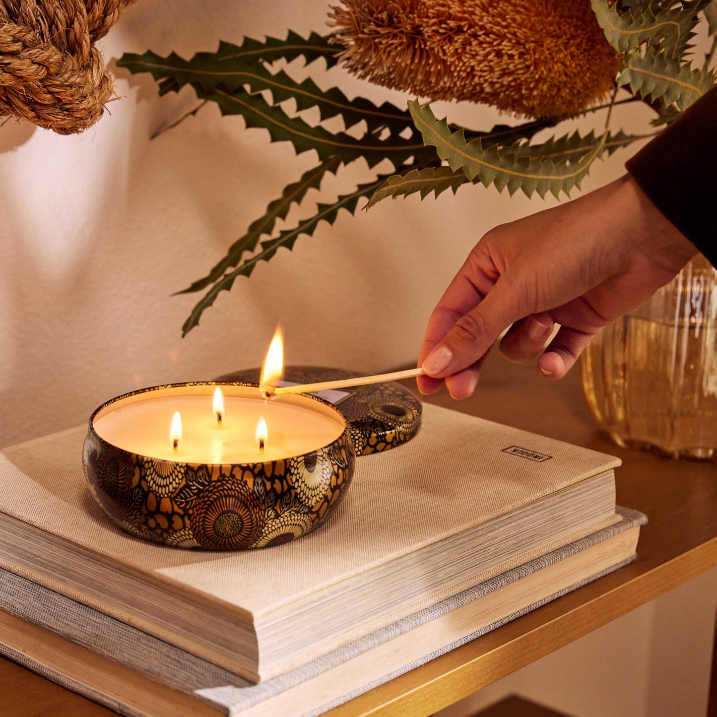 VOLUSPA 3-Wick Tin Candle, Baltic Amber