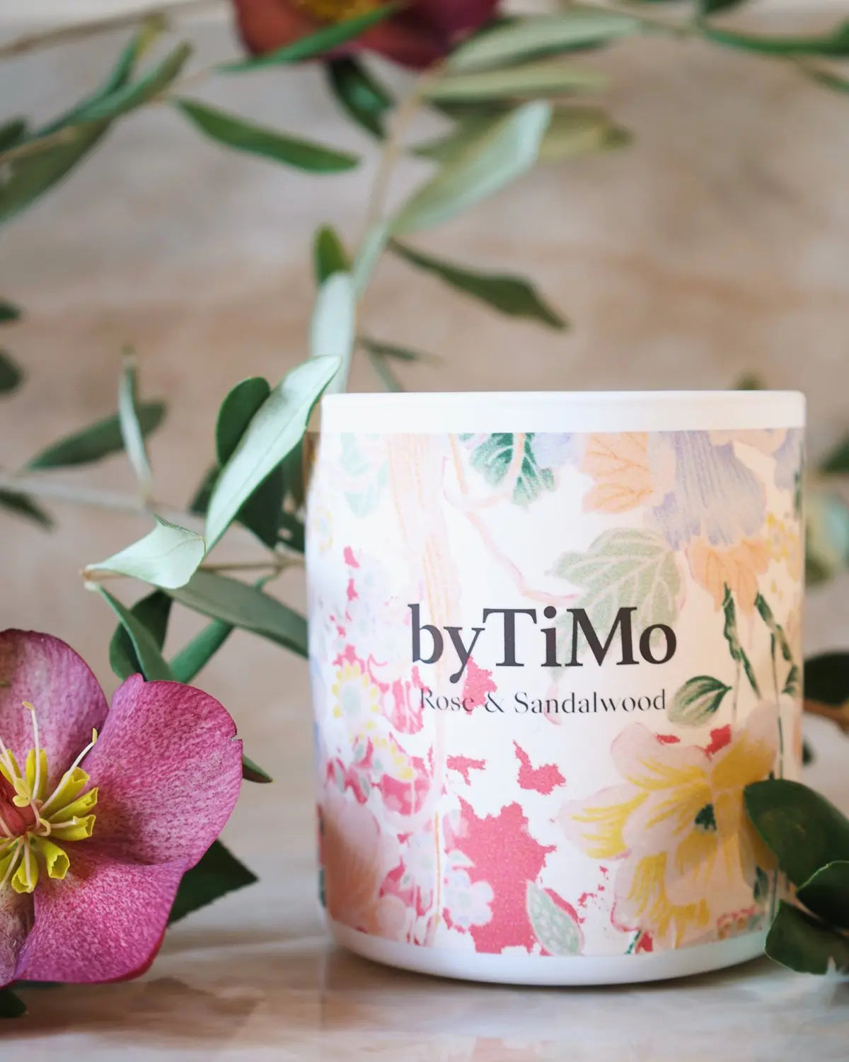 BY TIMO Rose & Sandalwood Scented Candle