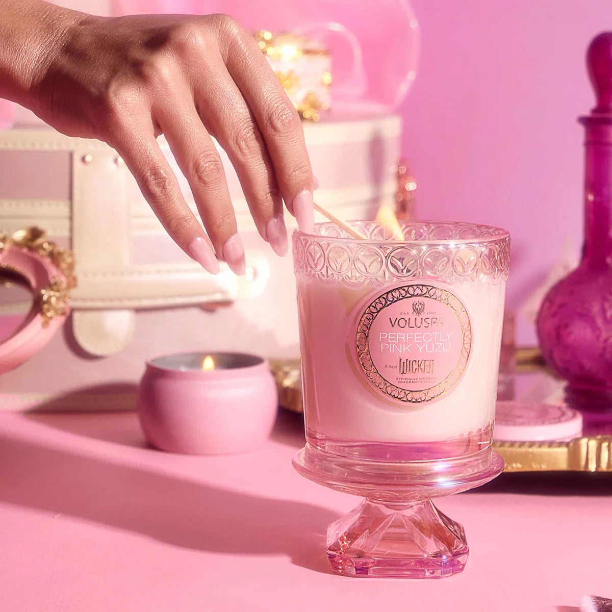 VOLUSPA PERFECTLY PINK YUZU BOXED CANDLE