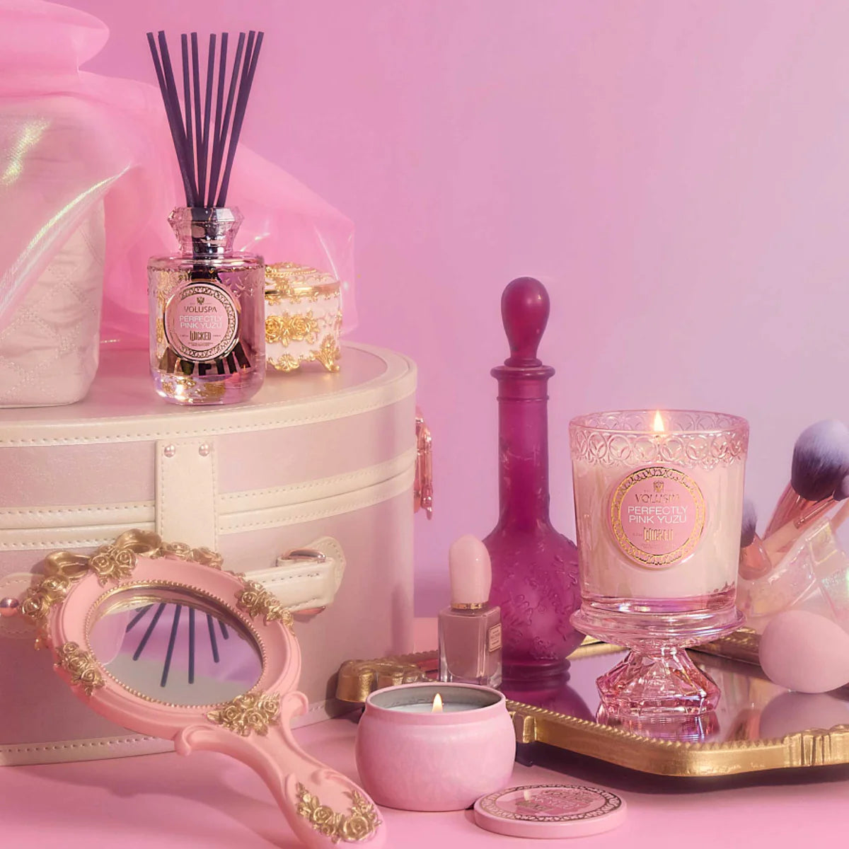 VOLUSPA PERFECTLY PINK YUZU BOXED CANDLE