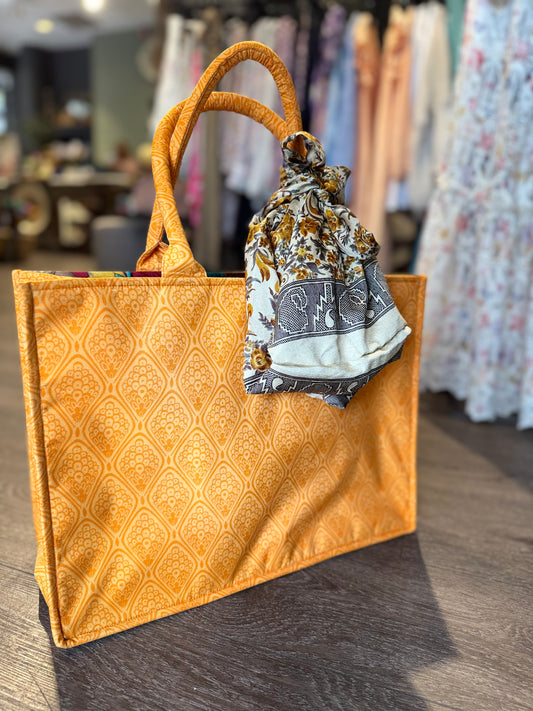 I WAS A SARI tote bag