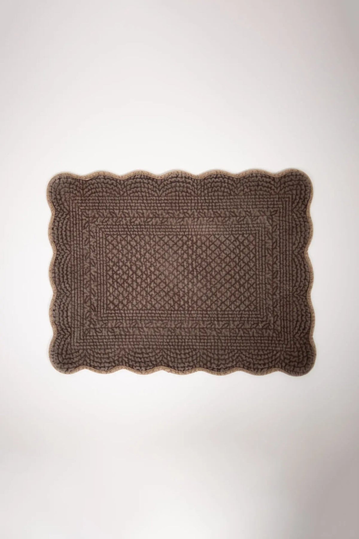 OLSSON & JENSEN Delphine bordstablett brun